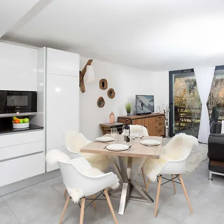 La Cordee 412 Mit Balkon By Interhome Apartman Chamonix